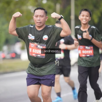 Runner Photo 3843400