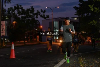 Runner Photo 3843559