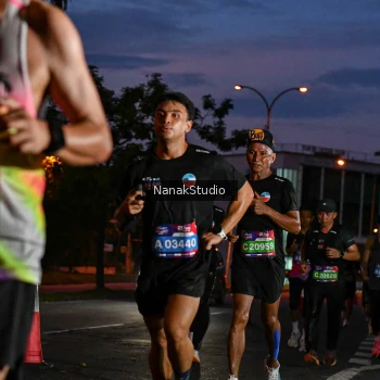 Runner Photo 3843649