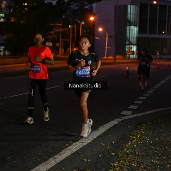 Runner Photo 3843680