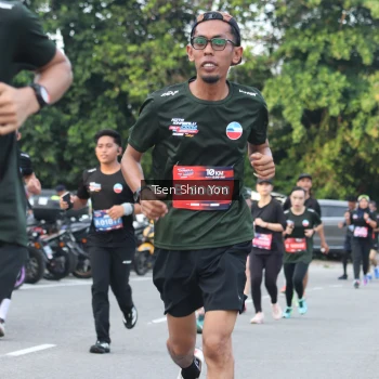 Runner Photo 3843687