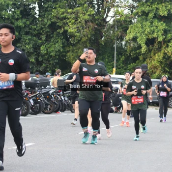 Runner Photo 3843688