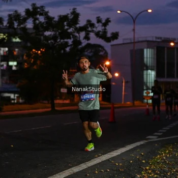 Runner Photo 3843698