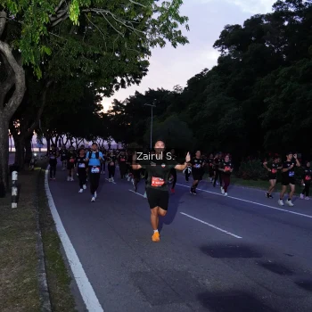 Runner Photo 3843716