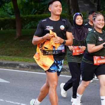Runner Photo 3843787