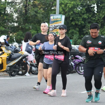 Runner Photo 3843802