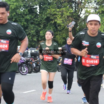 Runner Photo 3843881