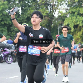 Runner Photo 3843883