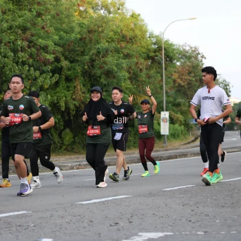 Runner Photo 3843896