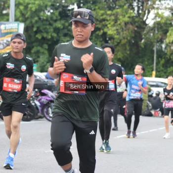 Runner Photo 3843993