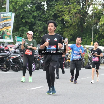Runner Photo 3844035
