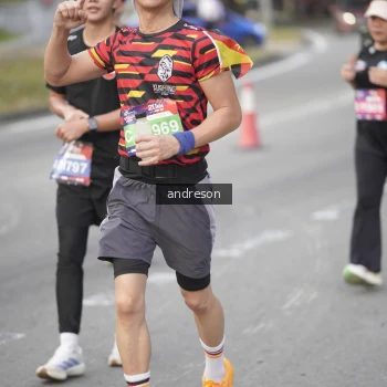 Runner Photo 3844057