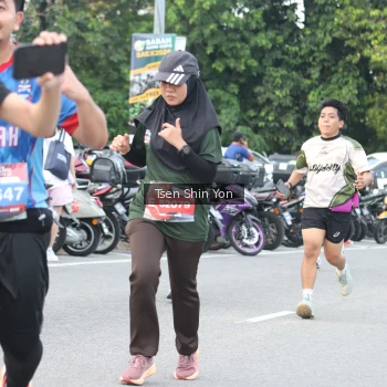 Runner Photo 3844175