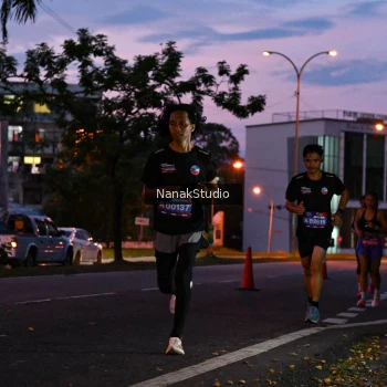 Runner Photo 3844254