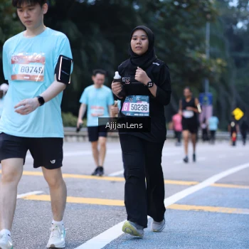 Runner Photo 3844345