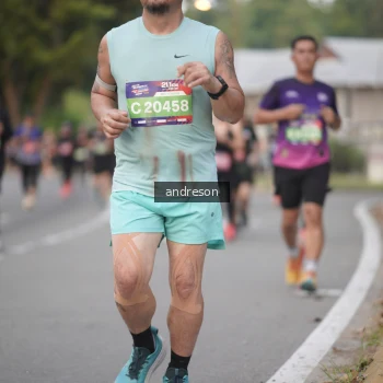 Runner Photo 3844393