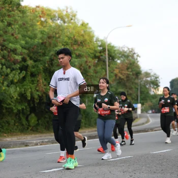 Runner Photo 3844459