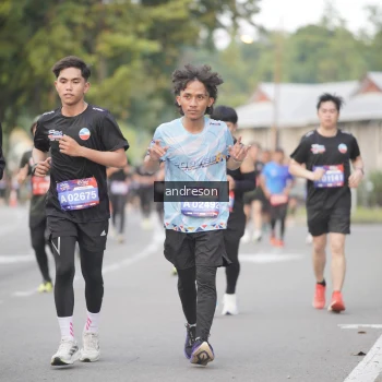 Runner Photo 3844693