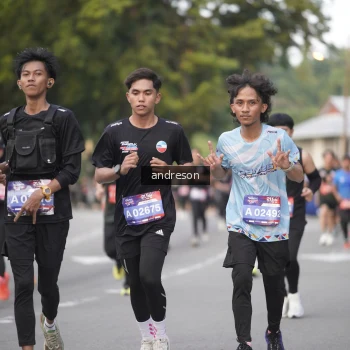 Runner Photo 3844750