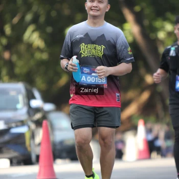 Runner Photo 3844770