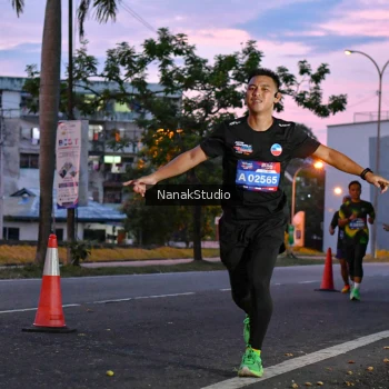 Runner Photo 3844793