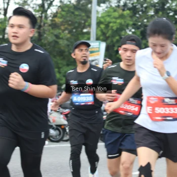 Runner Photo 3844892
