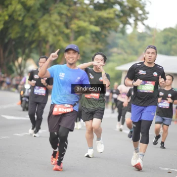 Runner Photo 3844915