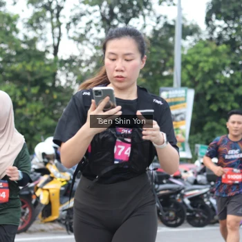 Runner Photo 3845017