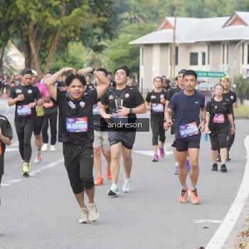 Runner Photo 3845063