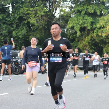 Runner Photo 3845155