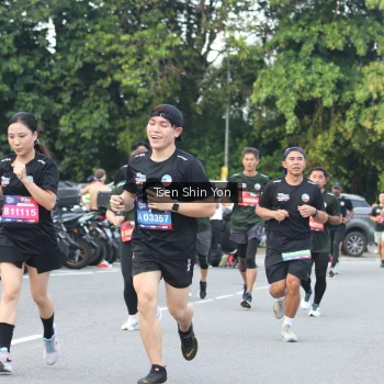 Runner Photo 3845294