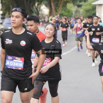 Runner Photo 3845342