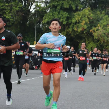 Runner Photo 3845370