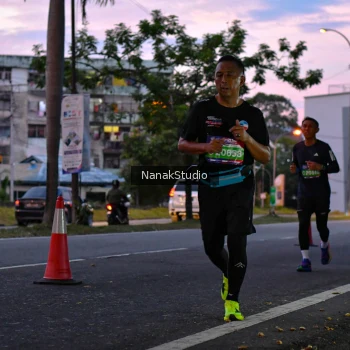 Runner Photo 3845416