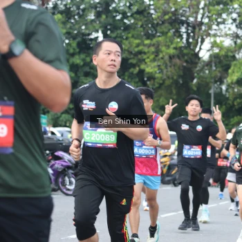 Runner Photo 3845476
