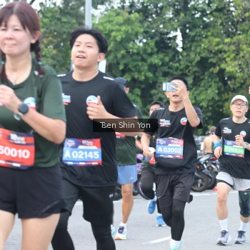 Runner Photo 3845555