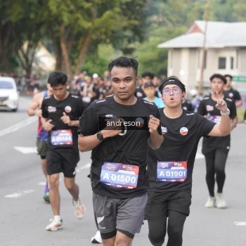 Runner Photo 3845575