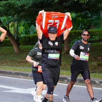 Runner Photo 3845594