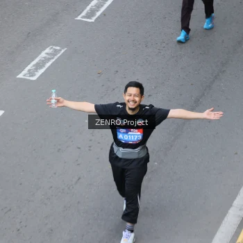 Runner Photo 3845614