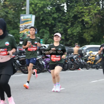 Runner Photo 3845757