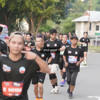Runner Photo 3845774