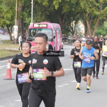 Runner Photo 3845794