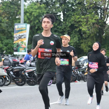 Runner Photo 3845811