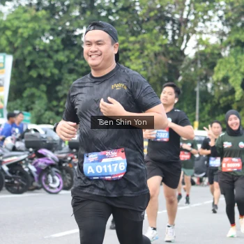Runner Photo 3845874