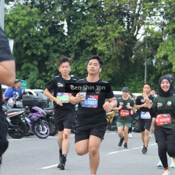 Runner Photo 3845897