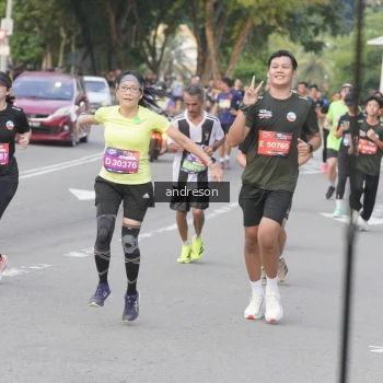 Runner Photo 3845914