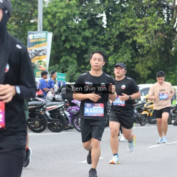 Runner Photo 3845966