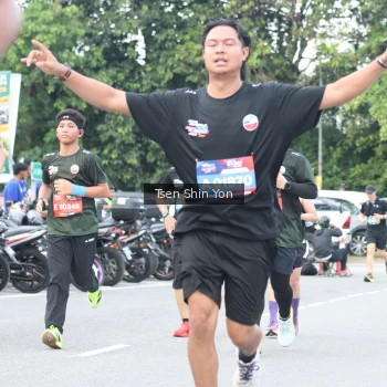 Runner Photo 3846034