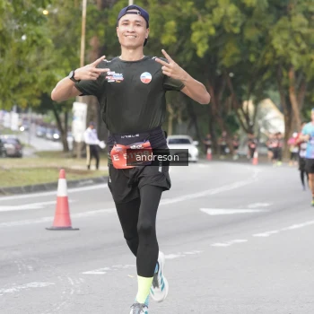 Runner Photo 3846311