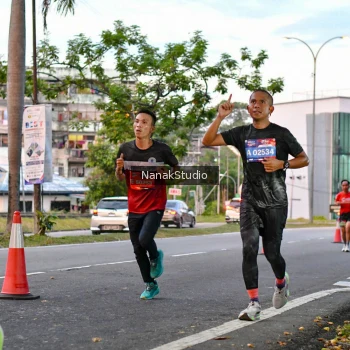 Runner Photo 3846375